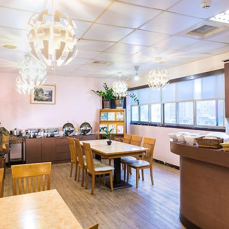 Wonstar Hotel - Songshan Taipei Bagian luar foto